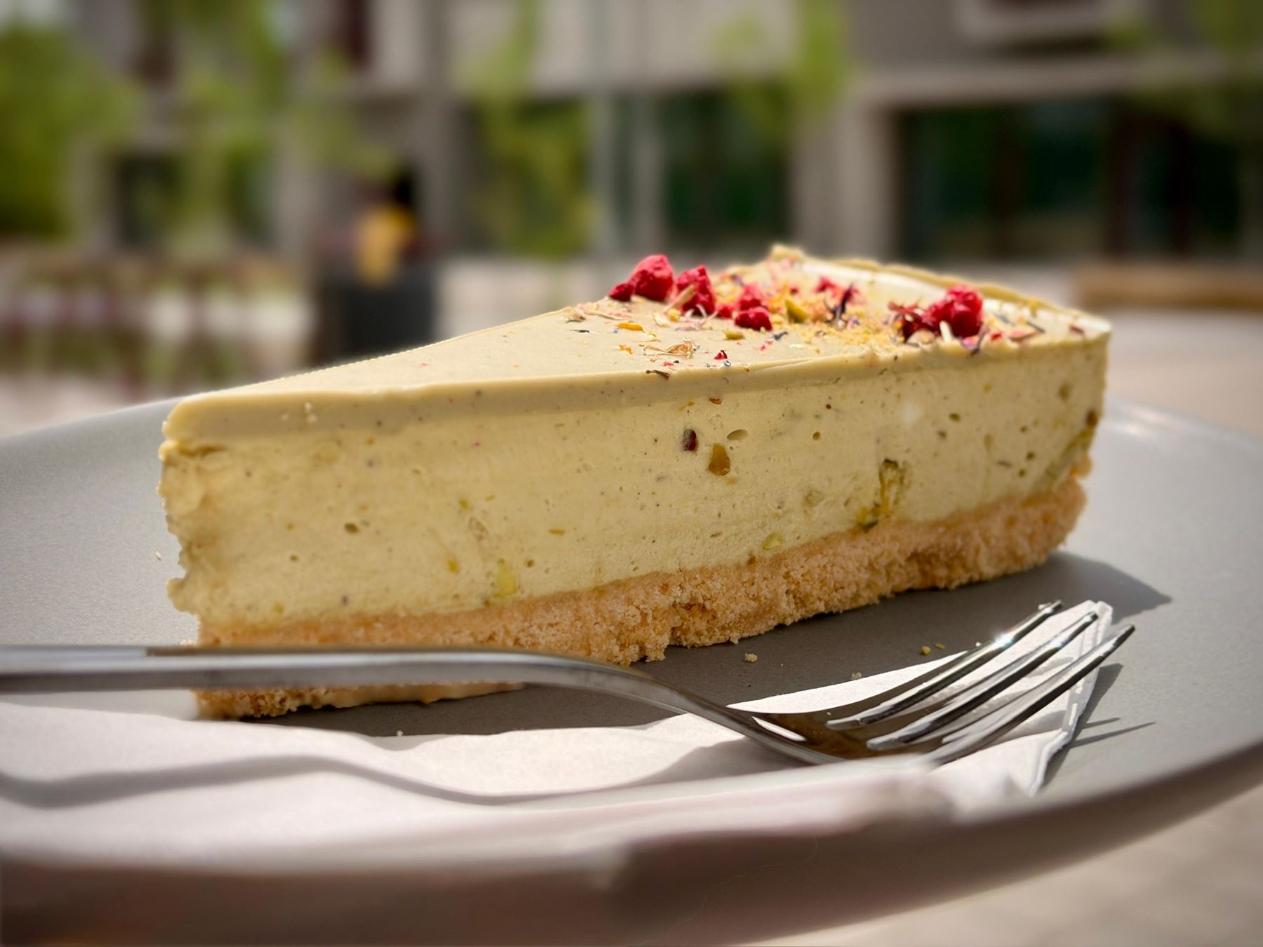 Pistáciový cheesecake